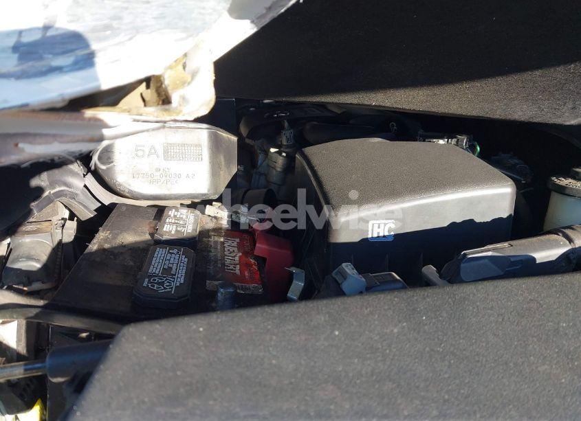 Photo 10 of 2015 Toyota Camry SE (VIN 4T1BF1FK4FU023042)