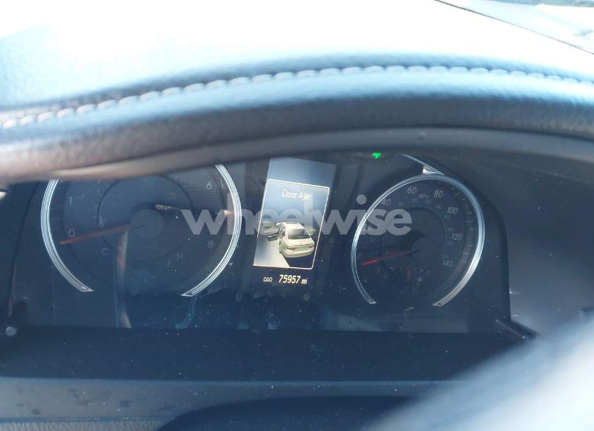 Photo 7 of 2015 Toyota Camry SE (VIN 4T1BF1FK4FU023042)