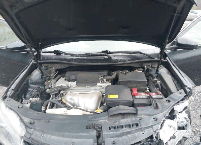 Photo 10 of 2015 Toyota Camry SE (VIN 4T1BF1FK4FU028046)