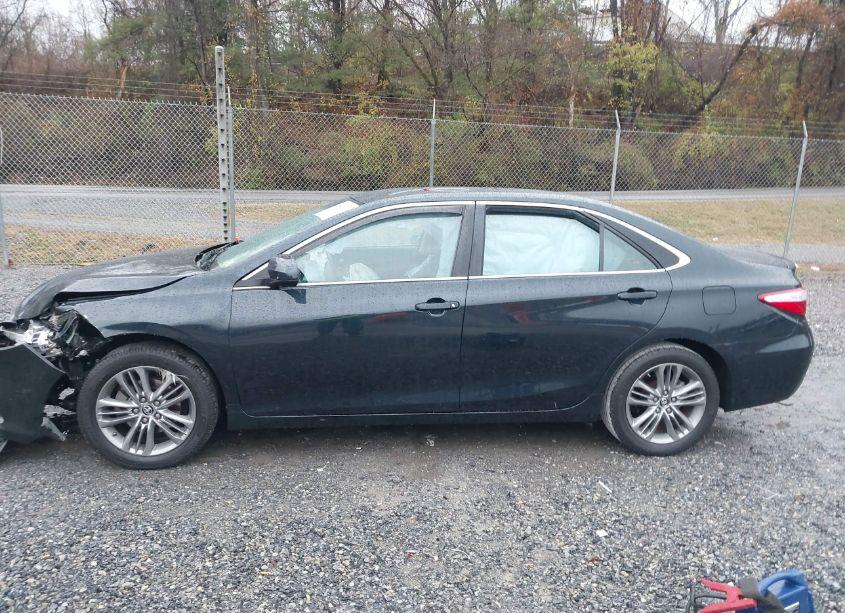 Photo 13 of 2015 Toyota Camry SE (VIN 4T1BF1FK4FU028046)