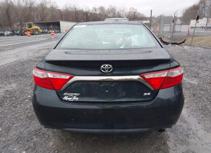 Photo 15 of 2015 Toyota Camry SE (VIN 4T1BF1FK4FU028046)