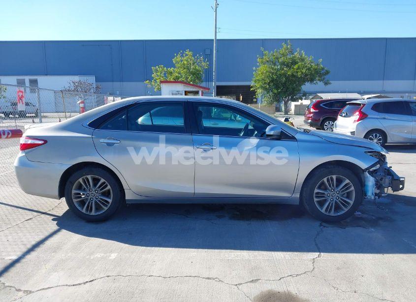 Photo 14 of 2015 Toyota Camry SE (VIN 4T1BF1FK4FU062648)