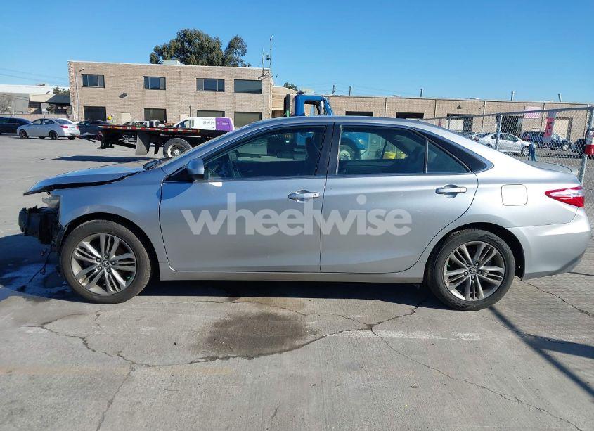 Photo 15 of 2015 Toyota Camry SE (VIN 4T1BF1FK4FU062648)