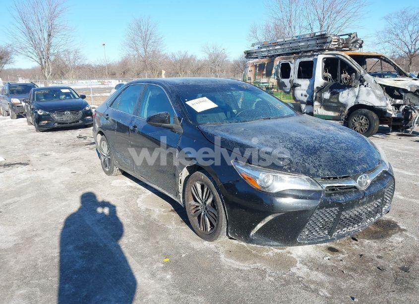 Photo 6 of 2015 Toyota Camry SE (VIN 4T1BF1FK4FU086108)