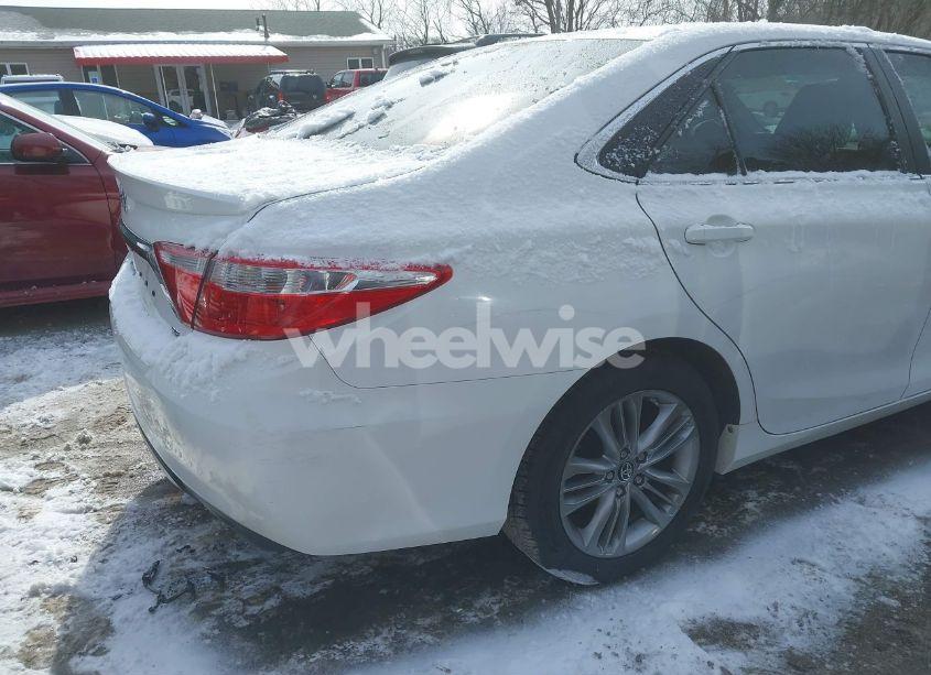 Photo 20 of 2015 Toyota Camry SE (VIN 4T1BF1FK4FU090966)