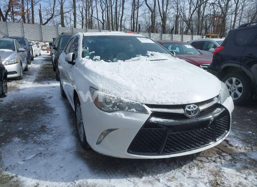 Photo 22 of 2015 Toyota Camry SE (VIN 4T1BF1FK4FU090966)