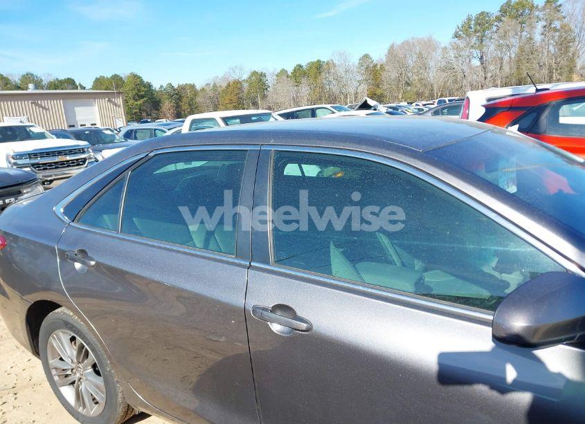 Photo 13 of 2015 Toyota Camry SE (VIN 4T1BF1FK4FU093186)