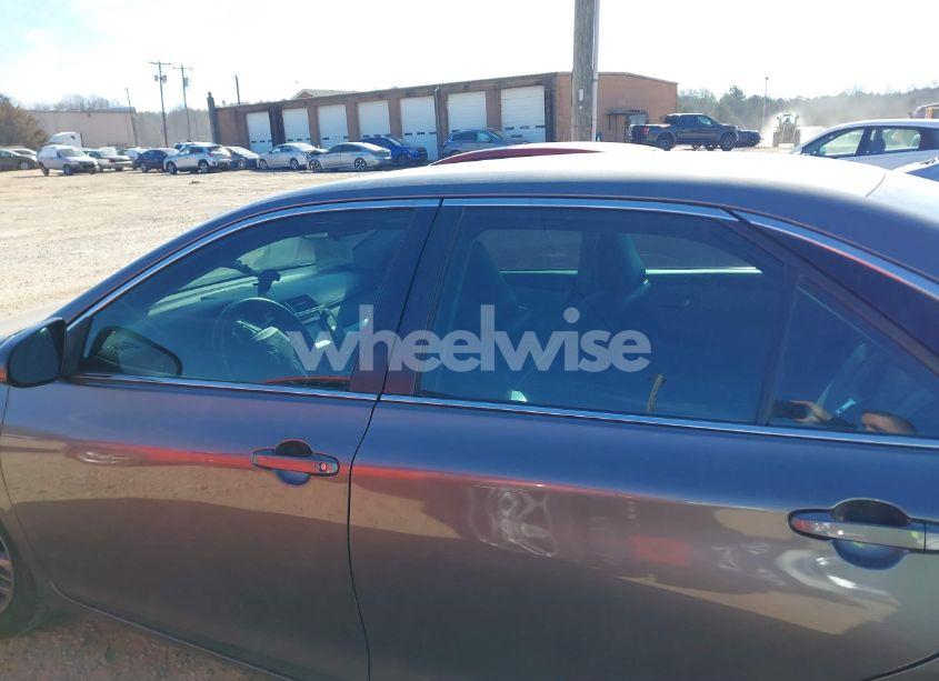 Photo 14 of 2015 Toyota Camry SE (VIN 4T1BF1FK4FU093186)