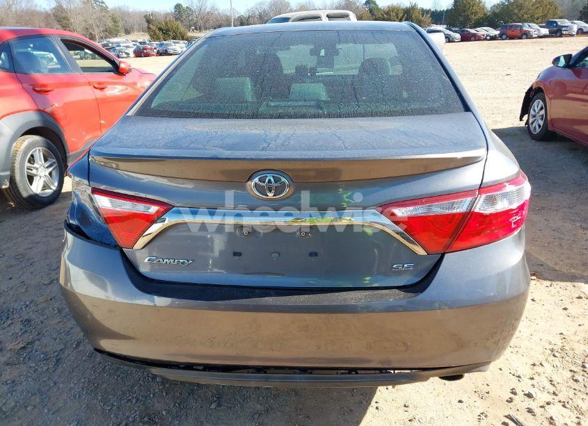 Photo 16 of 2015 Toyota Camry SE (VIN 4T1BF1FK4FU093186)
