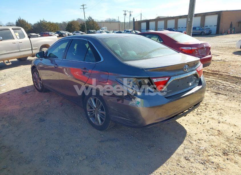 Photo 3 of 2015 Toyota Camry SE (VIN 4T1BF1FK4FU093186)