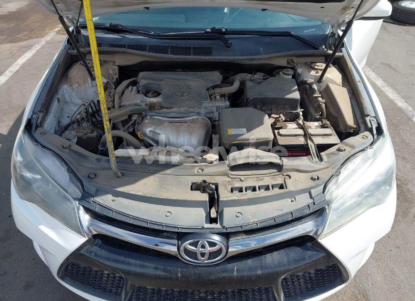 Photo 10 of 2015 Toyota Camry SE (VIN 4T1BF1FK4FU093950)