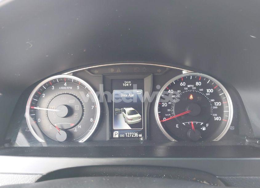 Photo 7 of 2015 Toyota Camry SE (VIN 4T1BF1FK4FU093950)