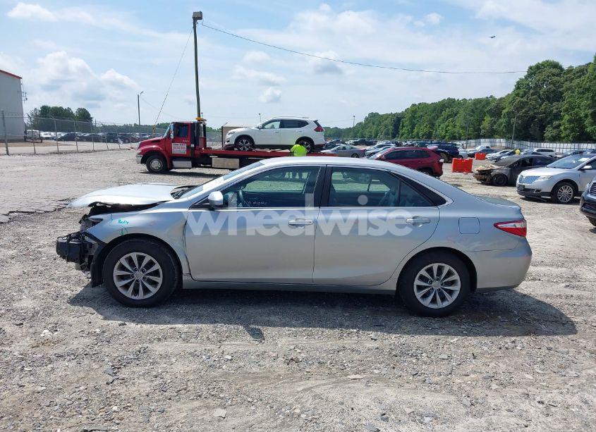 Photo 15 of 2015 Toyota Camry LE (VIN 4T1BF1FK4FU097013)