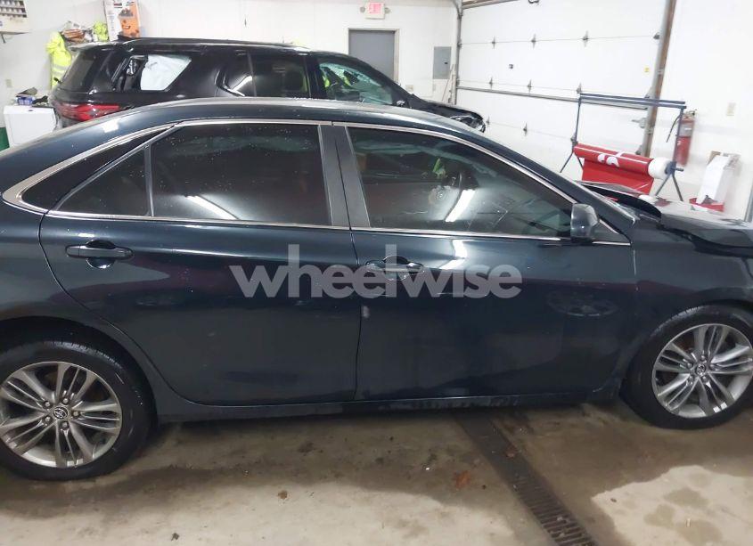 Photo 14 of 2015 Toyota Camry SE (VIN 4T1BF1FK4FU877044)