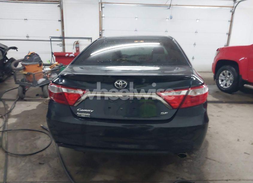 Photo 17 of 2015 Toyota Camry SE (VIN 4T1BF1FK4FU877044)