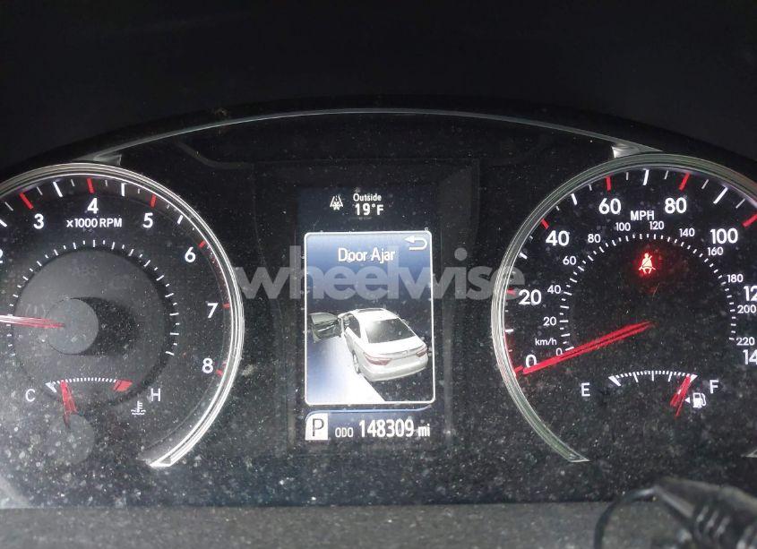 Photo 15 of 2015 Toyota Camry SE (VIN 4T1BF1FK4FU882356)