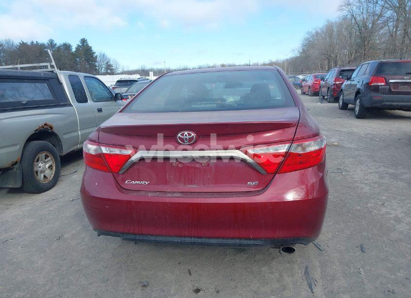 Photo 16 of 2015 Toyota Camry SE (VIN 4T1BF1FK4FU882356)