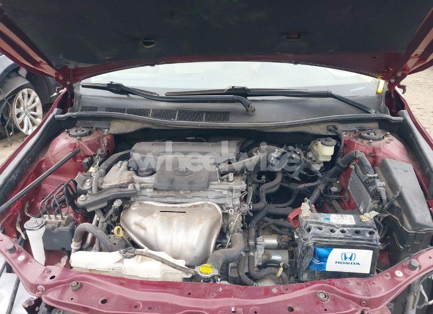 Photo 10 of 2015 Toyota Camry LE (VIN 4T1BF1FK4FU897889)