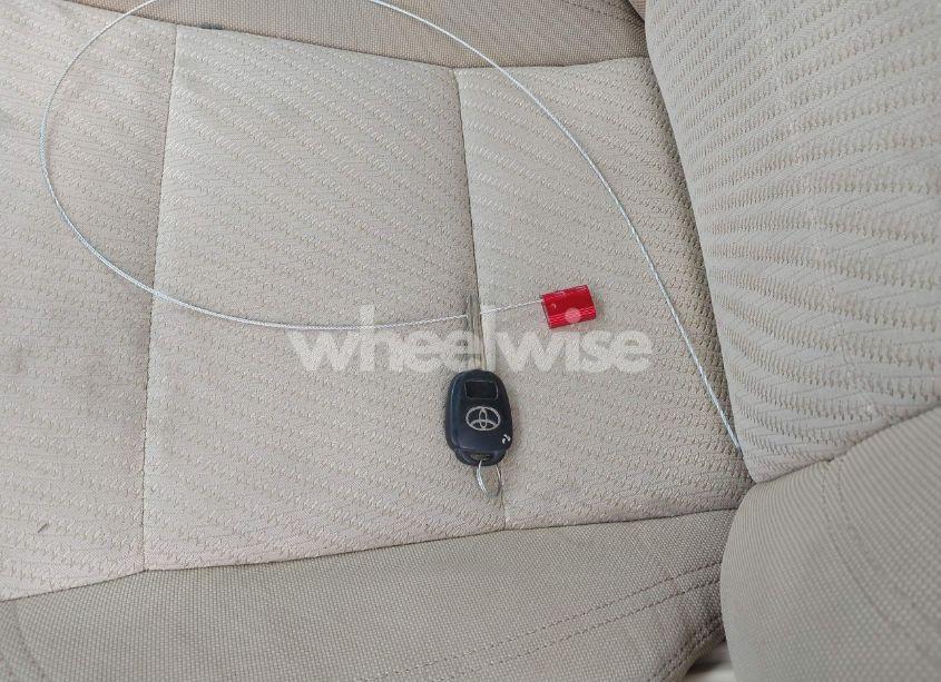 Photo 11 of 2015 Toyota Camry LE (VIN 4T1BF1FK4FU897889)