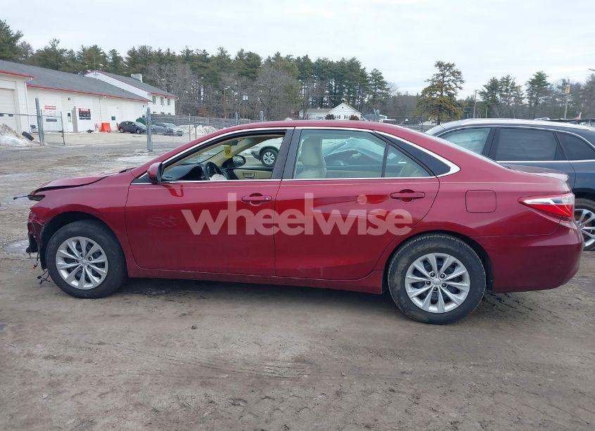 Photo 15 of 2015 Toyota Camry LE (VIN 4T1BF1FK4FU897889)