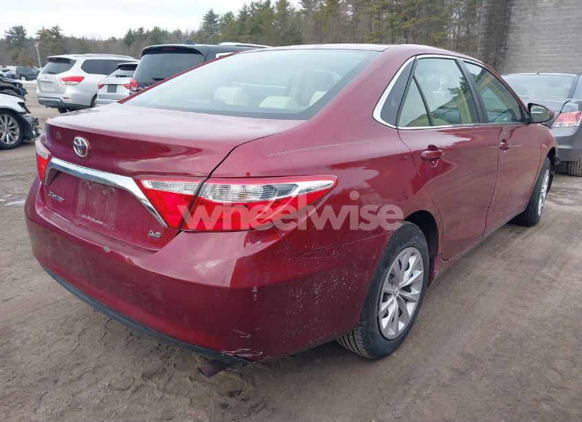 Photo 4 of 2015 Toyota Camry LE (VIN 4T1BF1FK4FU897889)
