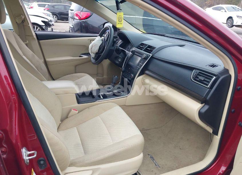 Photo 5 of 2015 Toyota Camry LE (VIN 4T1BF1FK4FU897889)