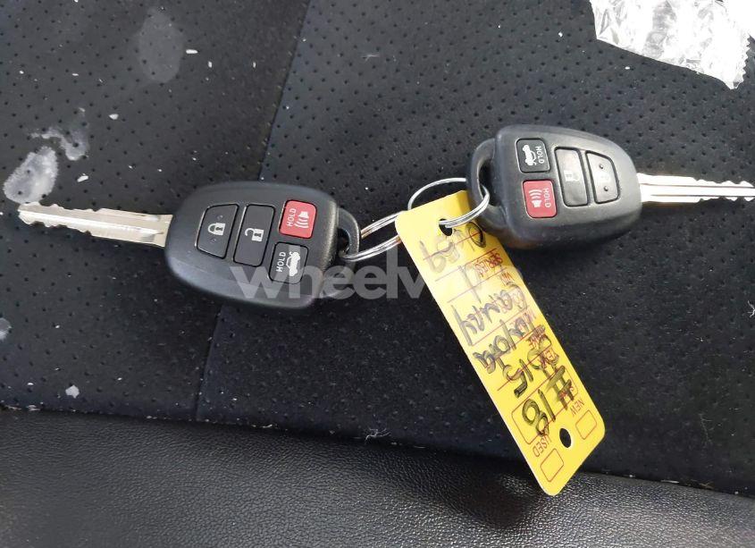 Photo 11 of 2015 Toyota Camry XSE (VIN 4T1BF1FK4FU900659)