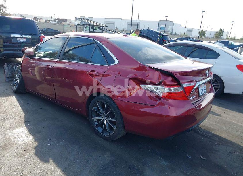 Photo 3 of 2015 Toyota Camry XSE (VIN 4T1BF1FK4FU900659)