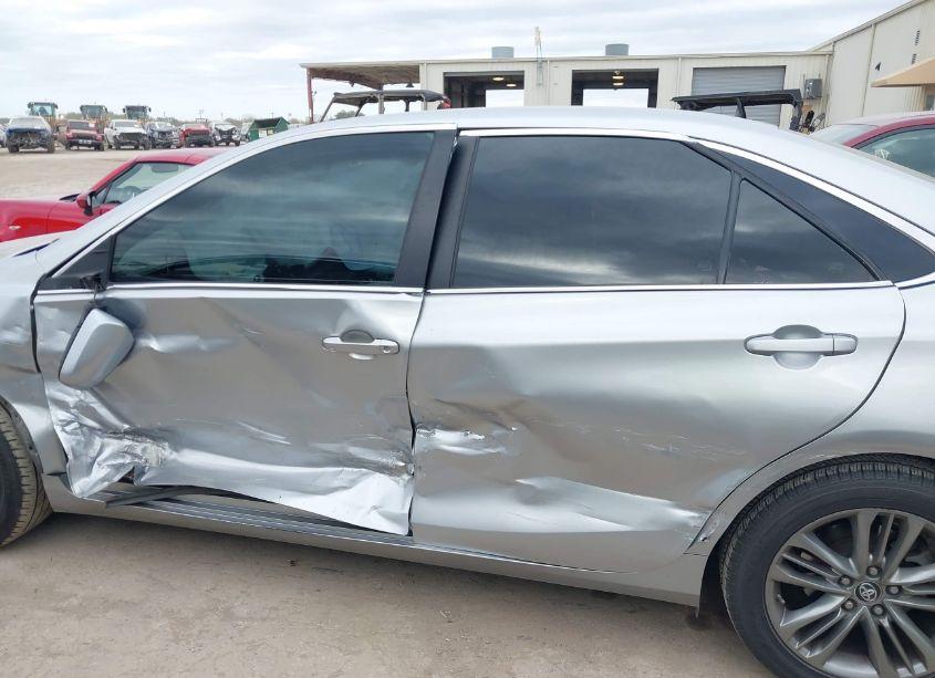 Photo 14 of 2015 Toyota Camry SE (VIN 4T1BF1FK4FU906705)