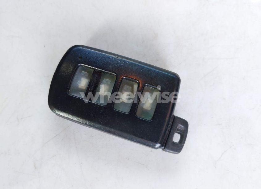 Photo 11 of 2015 Toyota Camry SE (VIN 4T1BF1FK4FU914870)