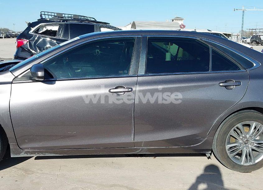 Photo 14 of 2015 Toyota Camry SE (VIN 4T1BF1FK4FU914870)