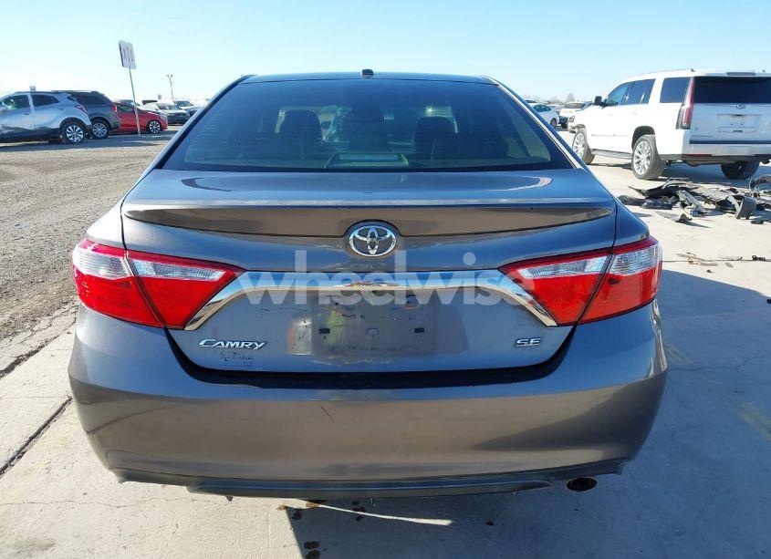 Photo 16 of 2015 Toyota Camry SE (VIN 4T1BF1FK4FU914870)