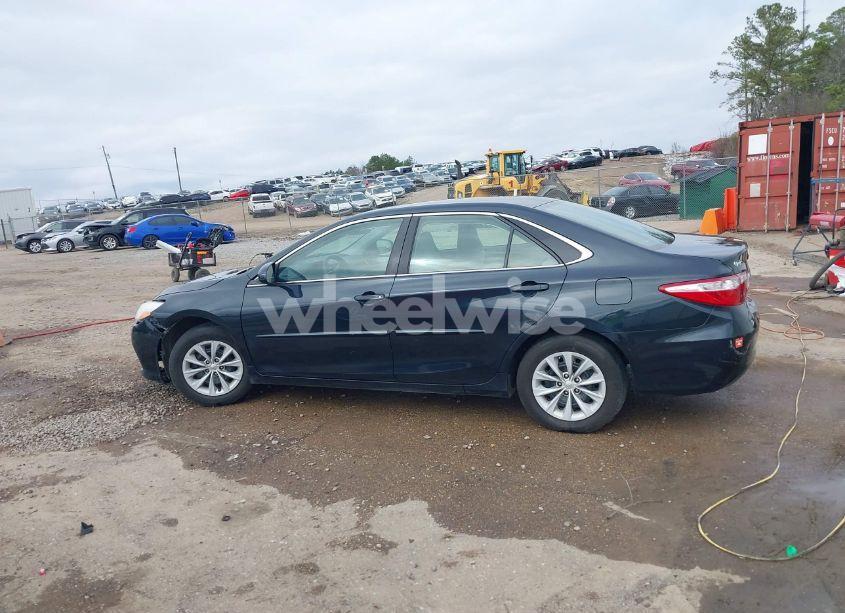 Photo 14 of 2015 Toyota Camry LE (VIN 4T1BF1FK4FU929482)