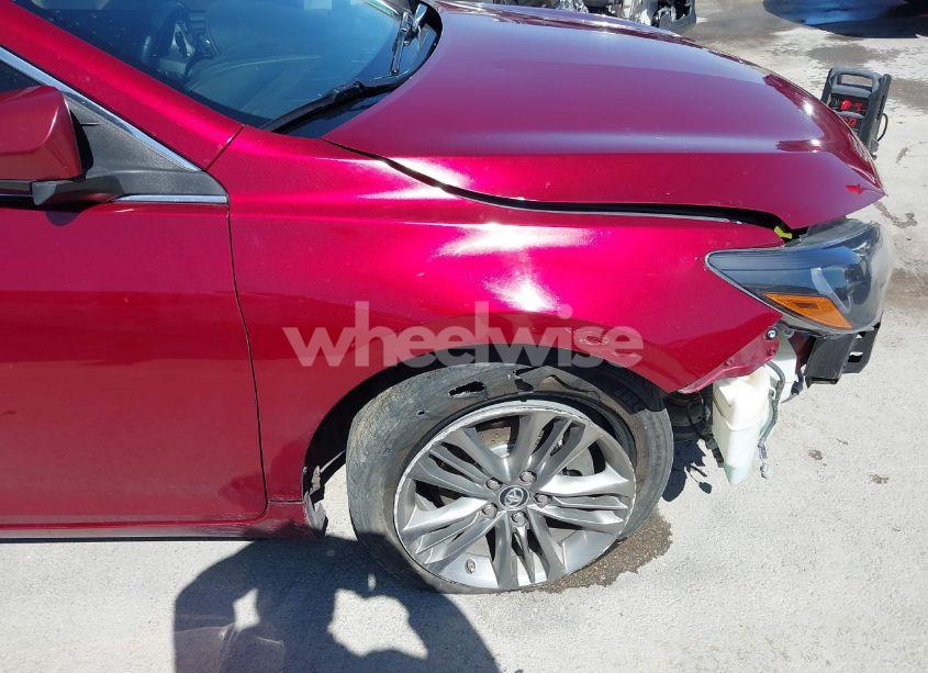 Photo 17 of 2015 Toyota Camry SE (VIN 4T1BF1FK4FU957928)