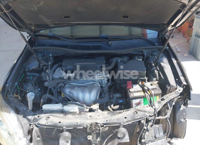 Photo 10 of 2015 Toyota Camry SE (VIN 4T1BF1FK4FU977614)