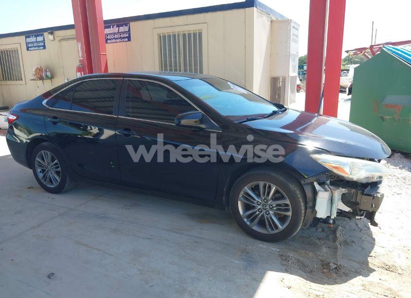 Photo 14 of 2015 Toyota Camry SE (VIN 4T1BF1FK4FU977614)