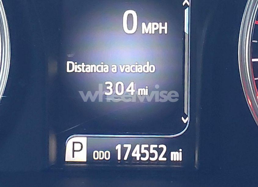 Photo 16 of 2015 Toyota Camry SE (VIN 4T1BF1FK4FU977614)