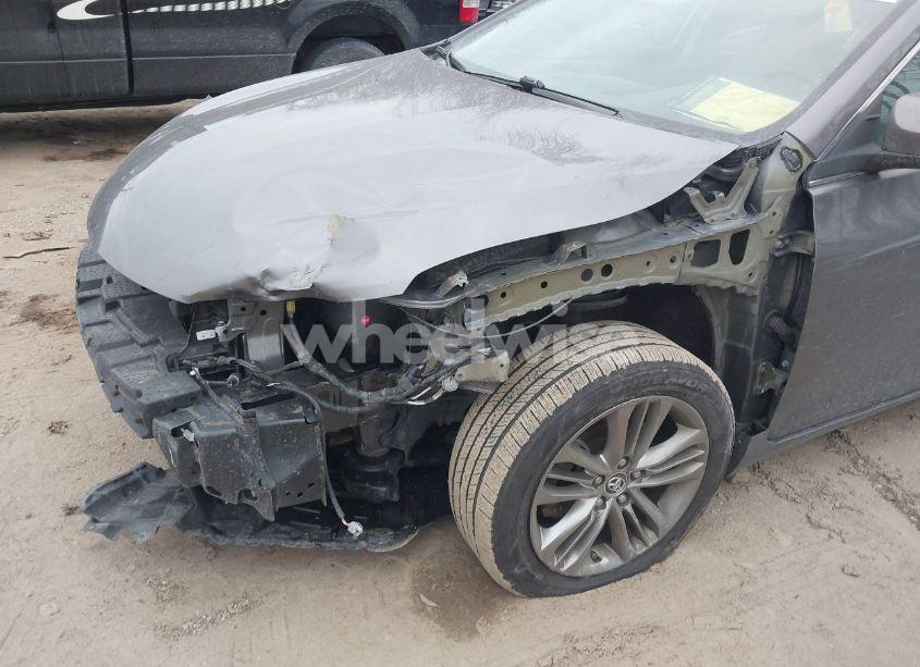 Photo 18 of 2015 Toyota Camry SE (VIN 4T1BF1FK4FU987107)