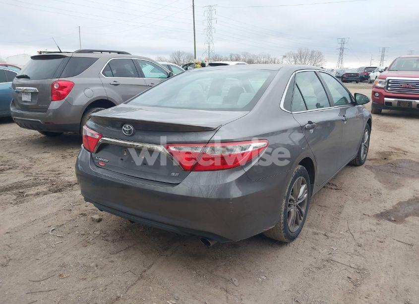 Photo 4 of 2015 Toyota Camry SE (VIN 4T1BF1FK4FU987107)