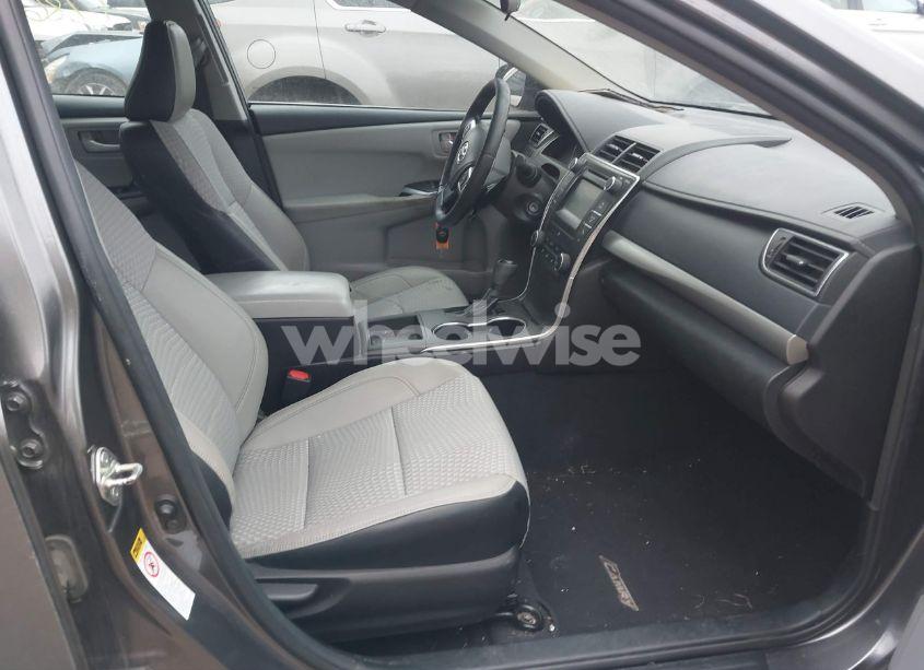 Photo 5 of 2015 Toyota Camry SE (VIN 4T1BF1FK4FU987107)