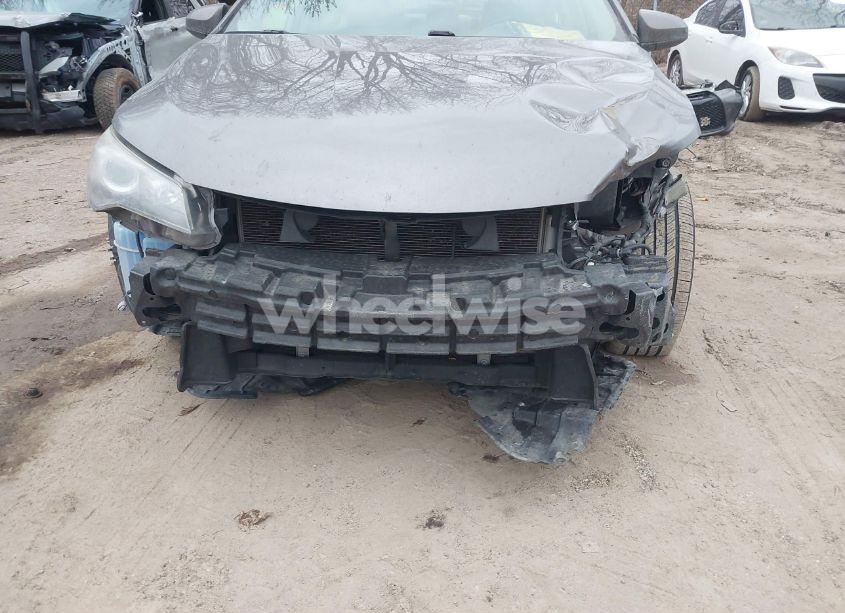 Photo 6 of 2015 Toyota Camry SE (VIN 4T1BF1FK4FU987107)