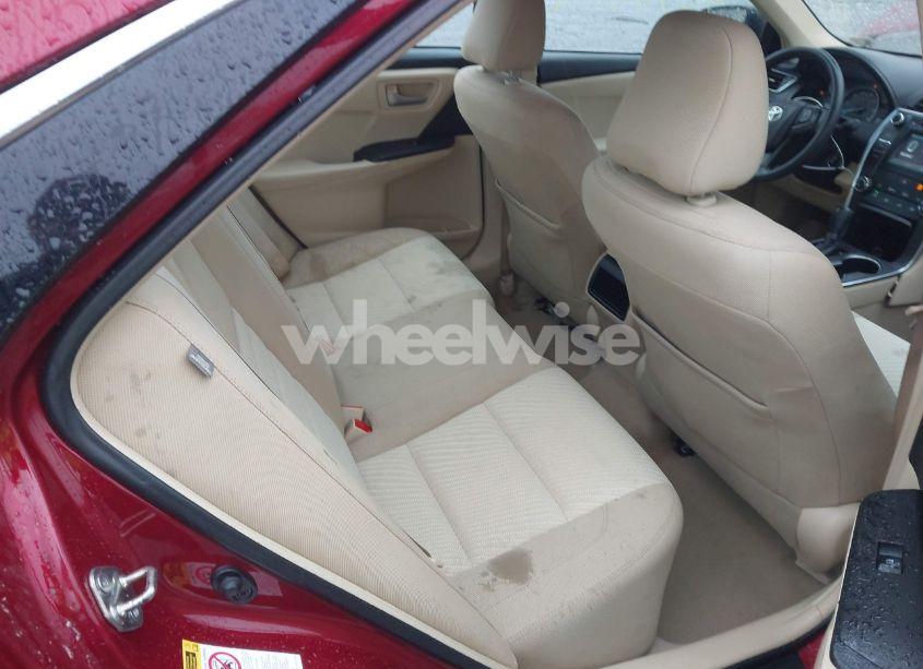 Photo 8 of 2015 Toyota Camry LE (VIN 4T1BF1FK4FU987429)