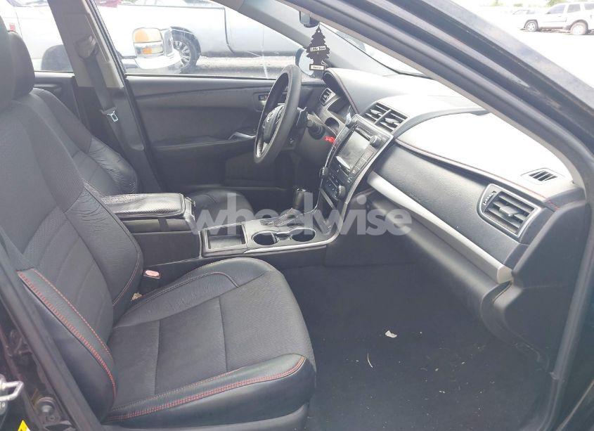 Photo 5 of 2016 Toyota Camry SE (VIN 4T1BF1FK4GU131355)