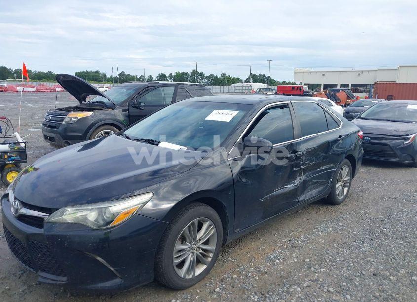 Photo 6 of 2016 Toyota Camry SE (VIN 4T1BF1FK4GU131355)