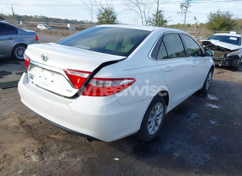 Photo 4 of 2016 Toyota Camry LE (VIN 4T1BF1FK4GU165120)