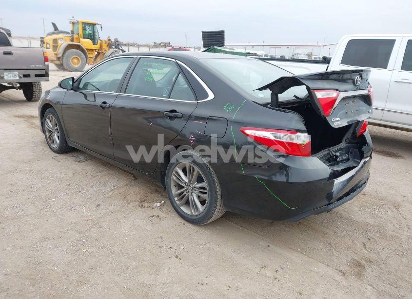 Photo 3 of 2016 Toyota Camry SE (VIN 4T1BF1FK4GU168311)