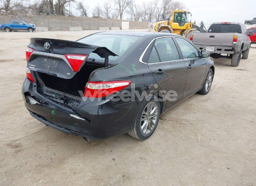 Photo 4 of 2016 Toyota Camry SE (VIN 4T1BF1FK4GU168311)