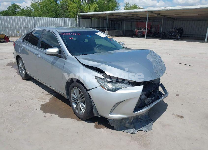 2016 Toyota Camry SE (VIN 4T1BF1FK4GU168583) main photo