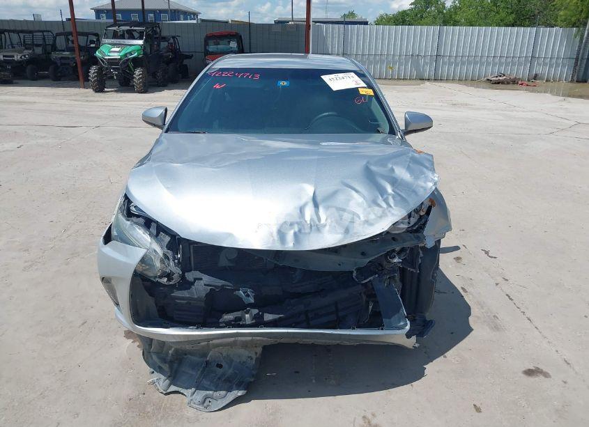 Photo 12 of 2016 Toyota Camry SE (VIN 4T1BF1FK4GU168583)