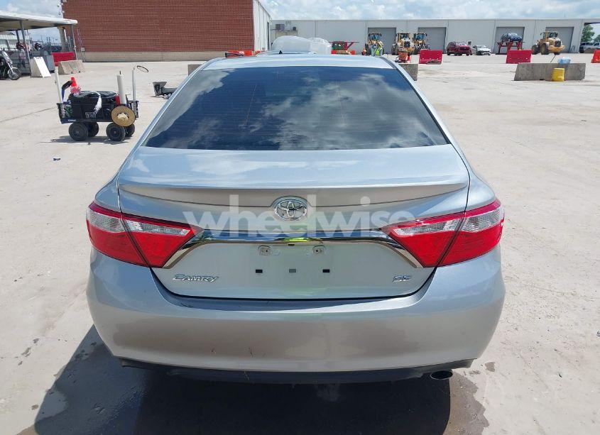 Photo 16 of 2016 Toyota Camry SE (VIN 4T1BF1FK4GU168583)